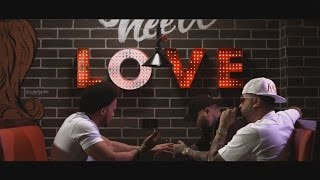 Un Papi Que La Mima [Official Video]Farruko, El Alfa El Jefe &amp; Tempo