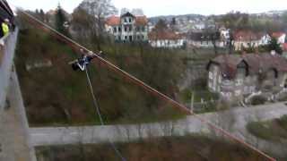 preview picture of video 'Off-limits.cz - 2013-11-23 - Třebíč - Borovinský most - Rope Jumping - Skok za zadní oko'