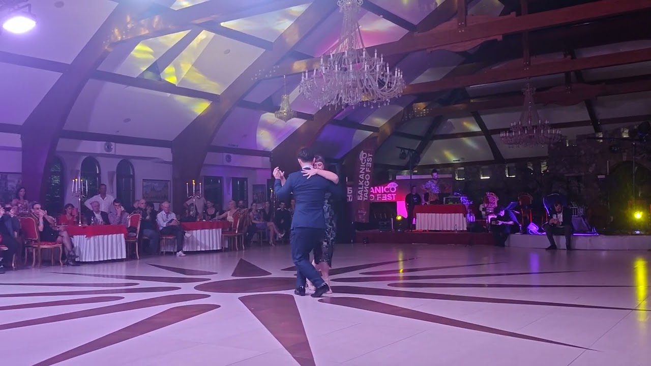 Video thumbnail for Maja Petrović & Marko Miljević: Juan D'Arienzo - MILONGA QUERIDA (3/4)