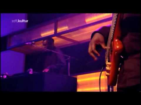 Videoclip de No Substitute Love (Live) — Estelle