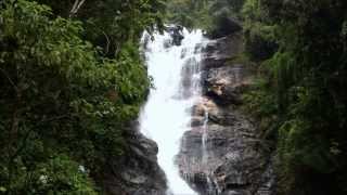 preview picture of video 'VISIT IN BRAZIL: Waterfalls in the Valley of Santo Antônio'
