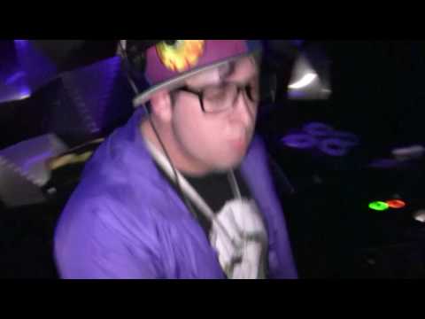 Tom Piper @ SOHO (22.05.09) HD