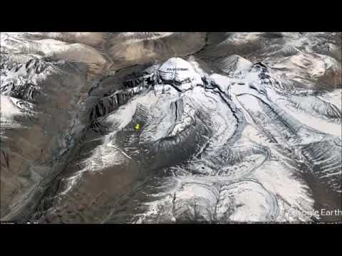 A spectacular carving of 250 ft tall monuments actually carved over mountains of Kailash Mansarovar.