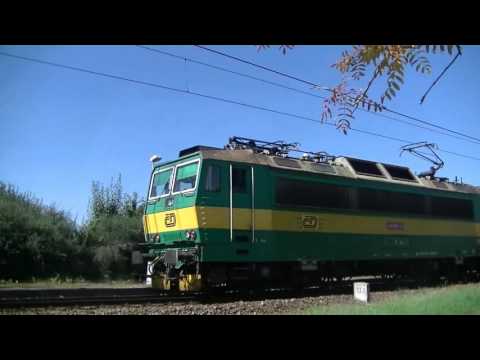 Train Os 3719 leading locomotive "Pershing" 163 081-3.