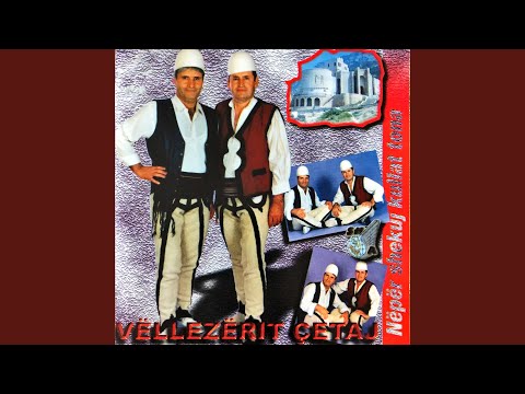 Nena e re perkund femine