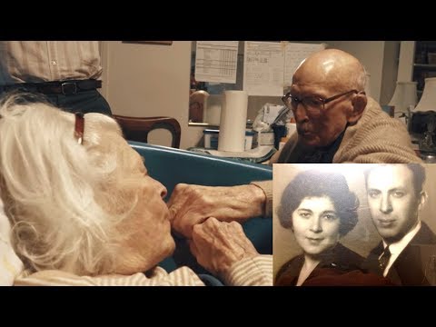 A 105 anni, l'uomo confessa alla moglie che da 80 anni...