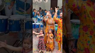 Download lagu Shilpa Shetty visits ISKCON temple with daughter Samisha and son Viaan on Janmashtami #shorts #yo... mp3