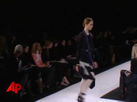 Fashion Week: BCBG