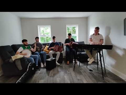 DCulliney's Weekly Wacky Presentation of Music | Week 32 - The Piper's Despair & Lucky in Love