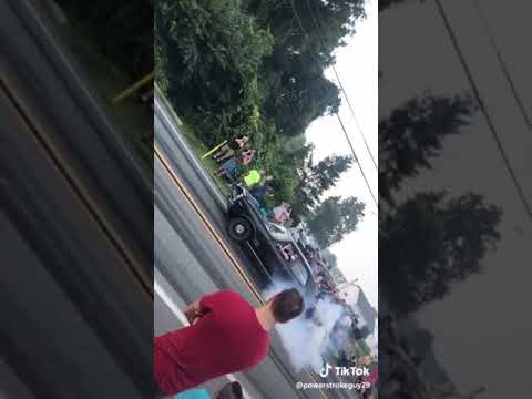 Pontiac GTO 2jz motor  Burnout