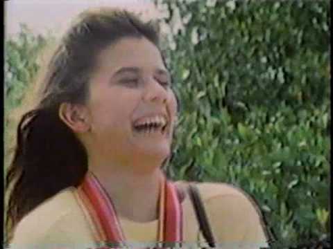 LA GRENOUILLE ET LA BALEINE (bande annonce) The Tadpole and the Whale - Daffy und der Wal