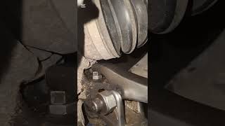 ככה חולצים תפוח משולש