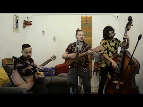 David Negrete , Adolfo Romero , Acaricio un Venado -Frutita