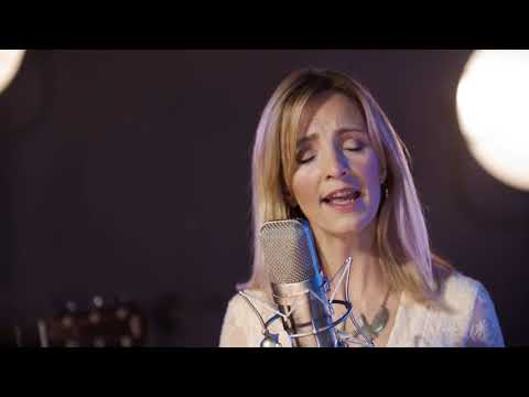 Cara Dillon - As I Roved Out (live at Cooper Hall)