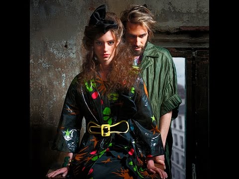 download lagu mp3 mp4 Poster La Boheme, download lagu Poster La Boheme gratis, unduh video klip Poster La Boheme