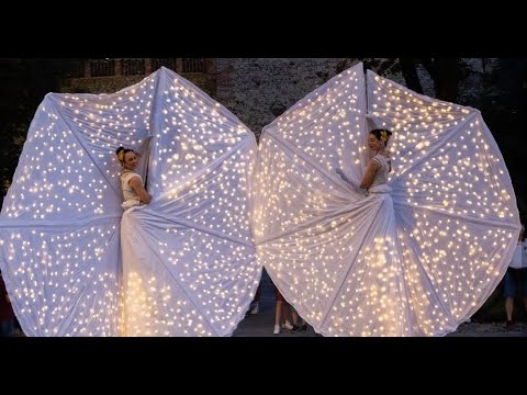 Farfalle luminose, trampolieri led 3 artisti