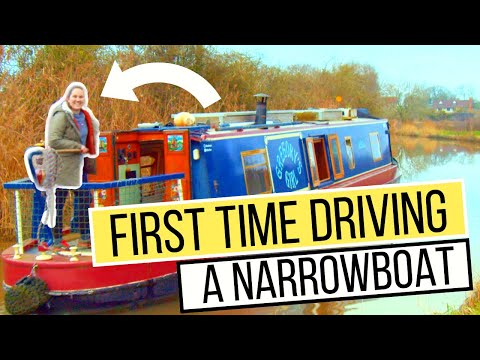 Let's try driving a narrowboat on the British canals (for the first time!)
