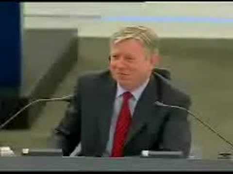 BERLUSFAN - Berlusconi insulta il l'eurodeputato Schultz