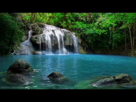 Telaga Biru - Yayuk Suseno