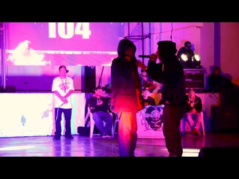 Zeus Emcee(Chiclayo) vs Strike(Lima) - Cuartos - Dragones del Freestyle Nacional - Trujillo 2016