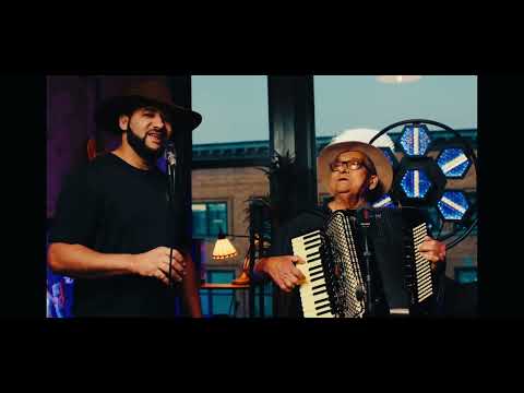 João Simão de Brito & adilson brito ..  barquinho de ouro