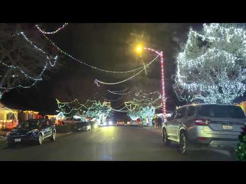 Visiting Sunset Glen Dr During The Holidays! (12-‎30-‎2025)