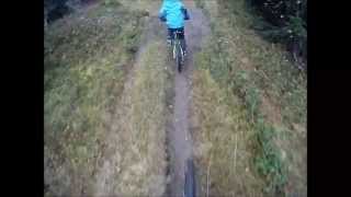 preview picture of video 'Elias Vik on his mountain bike at Rauhovdin in Oppdal'
