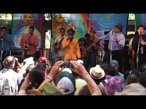 Carlton and The Shoes "Sugar and Spice" Live