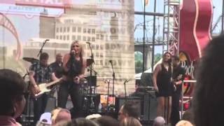 Copy of Brooke Hogan sings &#39;Fly Away&#39; live at CMAfest!