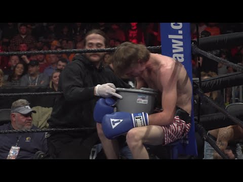 We've got a puker!  Lil Smokey vs. Perc 30