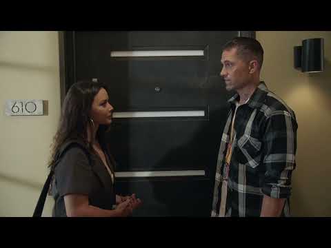 Lucy invites Tim inside for a hookup – The Rookie 5x01 | Chenford Clip 15/15