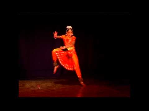Bhairavi Venkatesan solo - part 2 - Sridevi Nrithyalaya - Bharathanatyam Dance