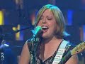 Sleater-Kinney - Step Aside (live Conan 2002)