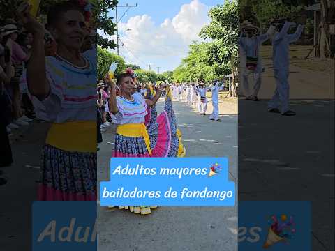 Adultos mayores bailadores de fandango en San Pelayo, Córdoba, Colombia #culture #dance