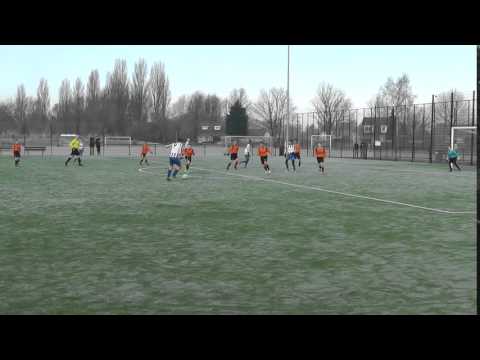 5 maart 2016 VV De Meern C2 -Lopik C1 com 4-6 Doelpunt Lopik (0-2)