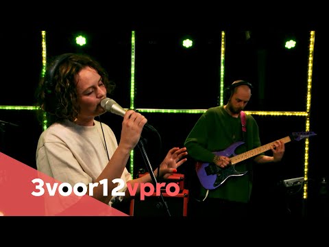 Sterre Nacca & CRZE - Live at 3voor12