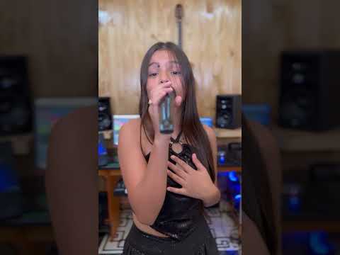 El de los ojos negros