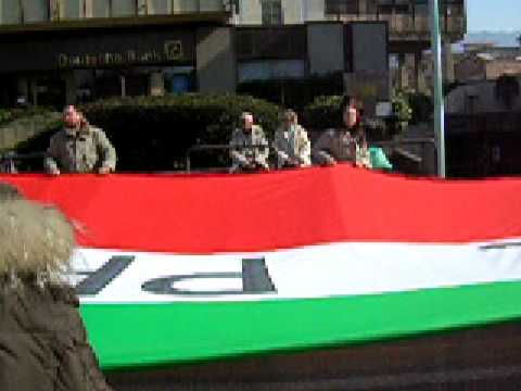 prato  non deve chiudere - striscione più lungo al mondo -  un kilometro e 300 attraversa la città