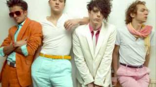 Mystery Jets - Half In Love With Elizabeth