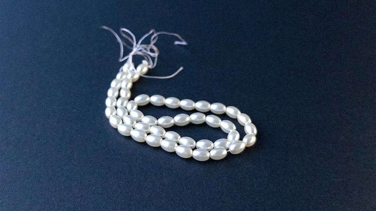 Shell Pearls | Smooth Oval | 4.5mm Bead Size | 31cm Strand Length video