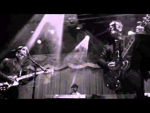 Elvis Costello / Roots Live in Las Vegas March 15, 2014 Brooklyn Bowl [Audio Only]