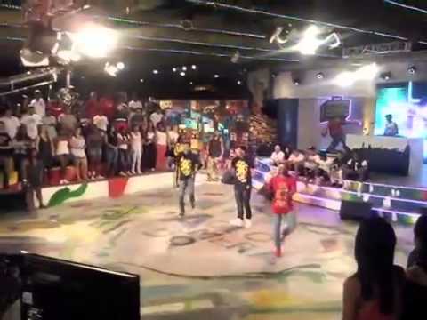 Bonde do Passinho - Programa Aglomerados ( Mv Bill e Nega Gizza )