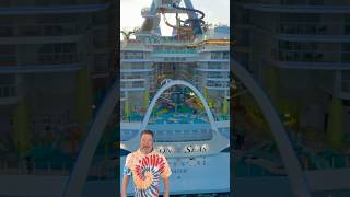 🏊‍♂️ 5Things That ALWAYS Happen at the Cruise Ship Pool