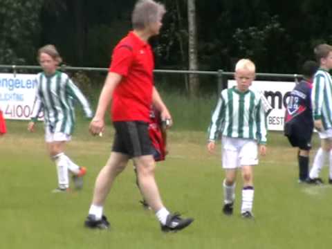 Bsv limburgia F3 Wassim :St.Joost toernooi 22-5-11 deel 3