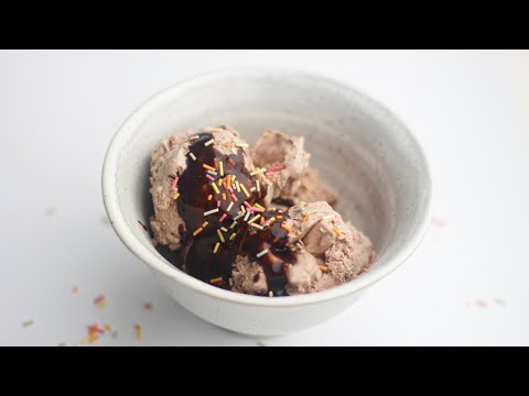 No-Churn Chocolate Ice Cream Recipe
