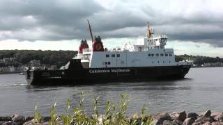 preview picture of video 'MV Argyle Leaving Rothesay'