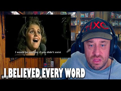 Du måste finnas (English subtitles) - Helen Sjöholm (Kristina från Duvemala) REACTION!