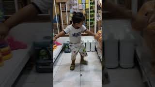 Download lagu Sorong Ke kanan He he Sorong Ke Kiri He he #shorts #belajardanbermain mp3 Download lagu Sorong Ke kanan He he Sorong Ke Kiri He he #shorts #belajardanbermain mp3