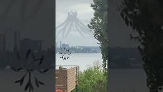 Download lagu Scary creature appears in the sky mp3 Download lagu Scary creature appears in the sky mp3