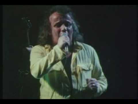 Kevin Coyne - Sunday Morning Sunrise (live in front of the Berlin Wall, 1982)